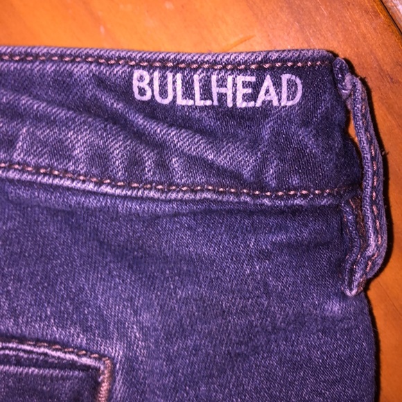 ʙᴜʟʟʜᴇᴀᴅ ᴊᴇᴀɴ ꜱʜᴏʀᴛꜱ - Picture 4 of 5